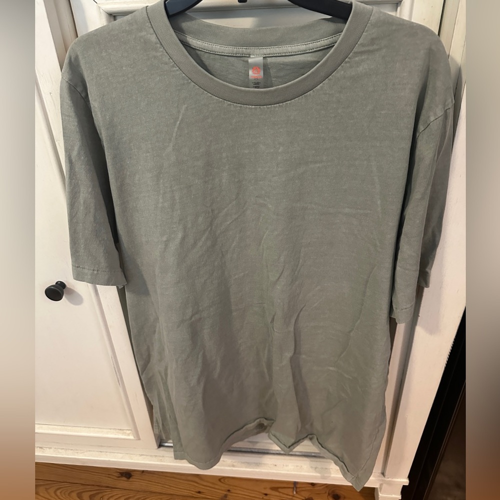 Mono B Green Short Sleeved Tee Size XL